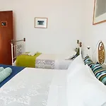 Casa Os Maias - Jardim, Terraco E Espaco 10 Pessoas منزل للإقامة