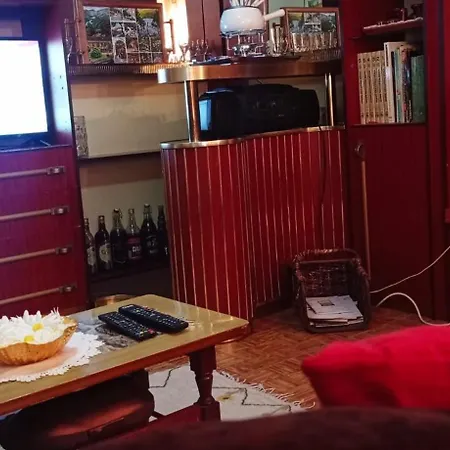Local Os Maias Homestay Mirandela