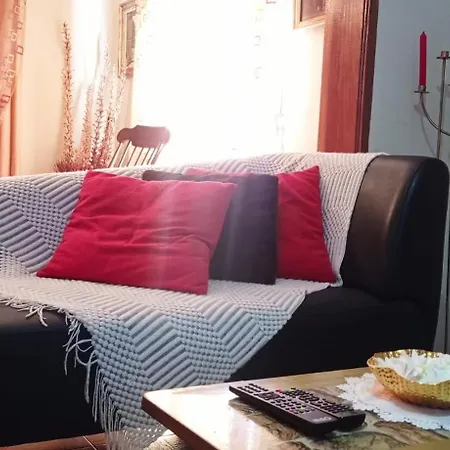 Local Os Maias Homestay