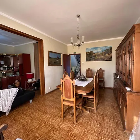 Homestay Local Os Maias Mirandela