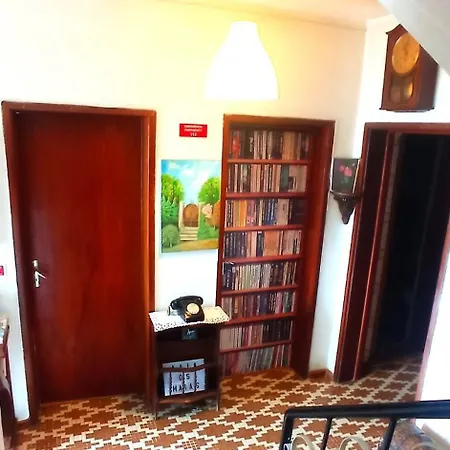 Casa Os Maias - Jardim, Terraco E Espaco 10 Pessoas Homestay szállás *