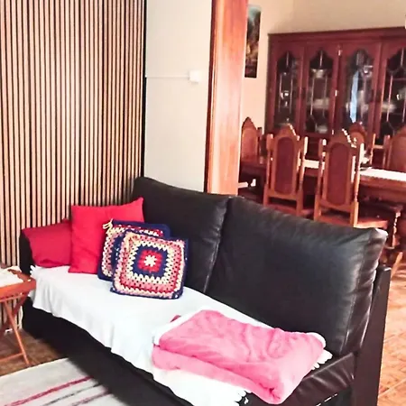 Local Os Maias 홈스테이 *