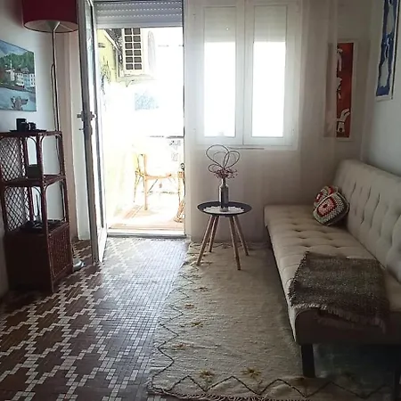 Casa Os Maias - Jardim, Terraço E Espaço 11 Pessoas Quarto em Acomodações Particulares *