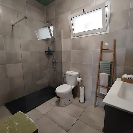 民宿 Casa Os Maias - Jardim, Terraco E Espaco 10 Pessoas *