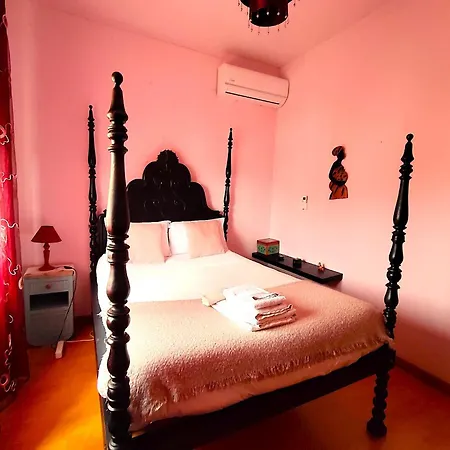 Casa Os Maias - Jardim, Terraco E Espaco 10 Pessoas