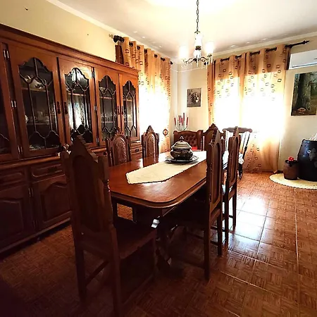 Casa Os Maias - Jardim, Terraco E Espaco 10 Pessoas Pansiyon Mirandela