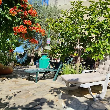 Casa Os Maias - Jardim, Terraco E Espaco 10 Pessoas *