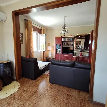 Habitación en casa particular Casa Os Maias - Jardim, Terraco E Espaco 10 Pessoas