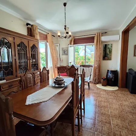 Habitación en casa particular Casa Os Maias - Jardim, Terraco E Espaco 10 Pessoas *
