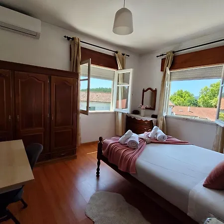 Casa Os Maias - Jardim, Terraco E Espaco 10 Pessoas * 米兰德拉