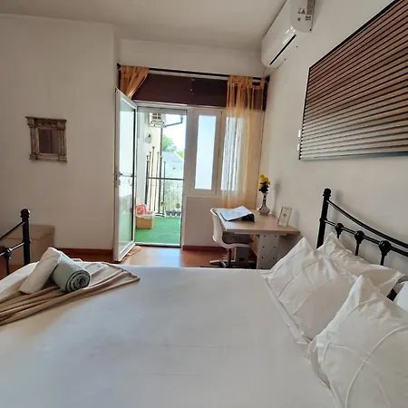 Casa Os Maias - Jardim, Terraco E Espaco 10 Pessoas *