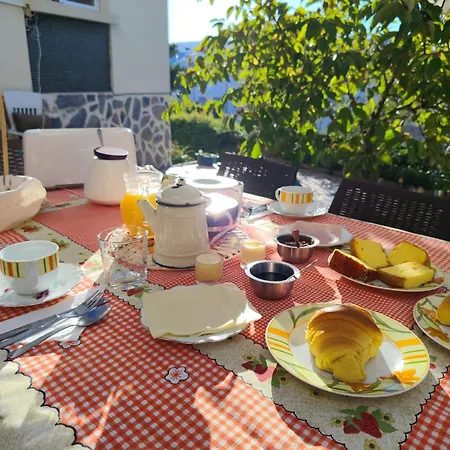Privatunterkunft Casa Os Maias - Jardim, Terraco E Espaco 10 Pessoas *