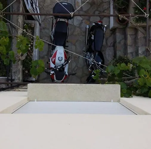 Casa Os Maias - Jardim, Terraco E Espaco 11 Pessoas * ミランデラ