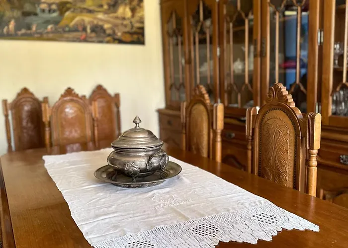 Casa Os Maias - Jardim, Terraço E Espaço 11 Pessoas Quarto em Acomodações Particulares Mirandela