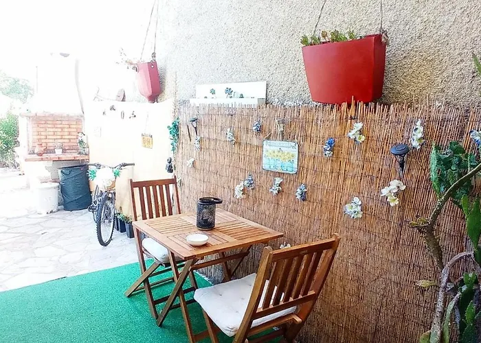 ホームステイ Casa Os Maias - Jardim, Terraco E Espaco 11 Pessoas *